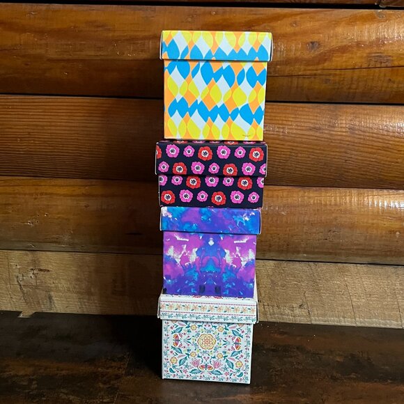 4 LUSH Square Empty Gift Boxes for Reuse, Display, Storage or Collecting - Picture 2 of 5